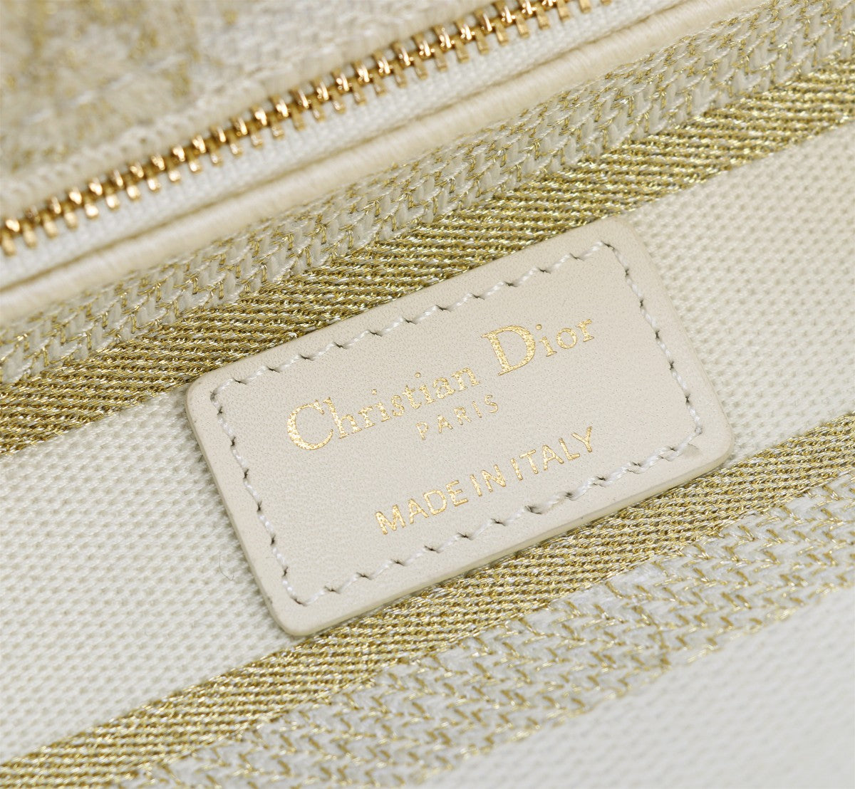 Christian Dior Lady D-Lite Medium Bag - White Embroidered Toile de Jouy Canvas