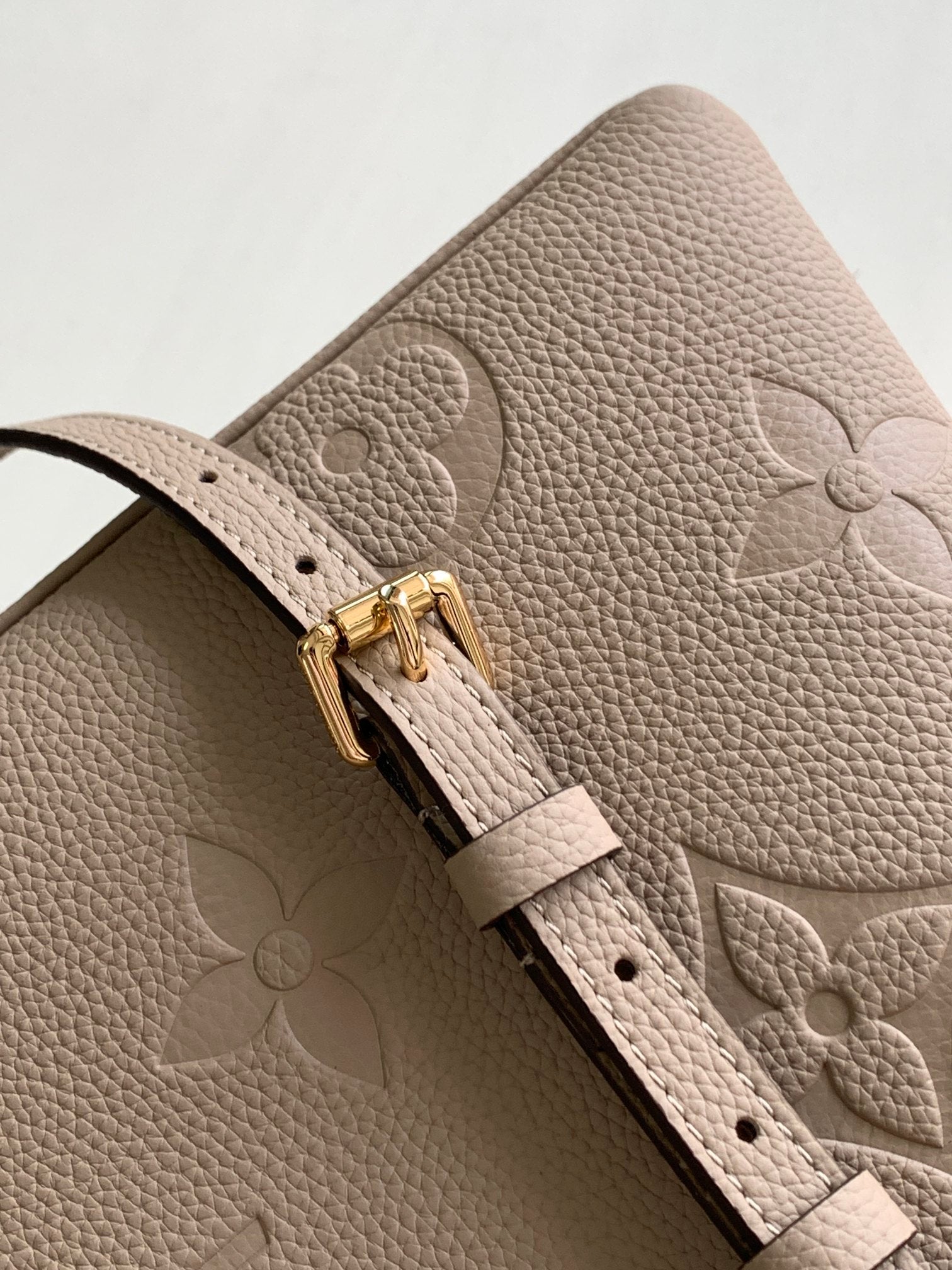 Louis Vuitton Montaigne BB Monogram Empreinte Leather Handbag - Tourterelle