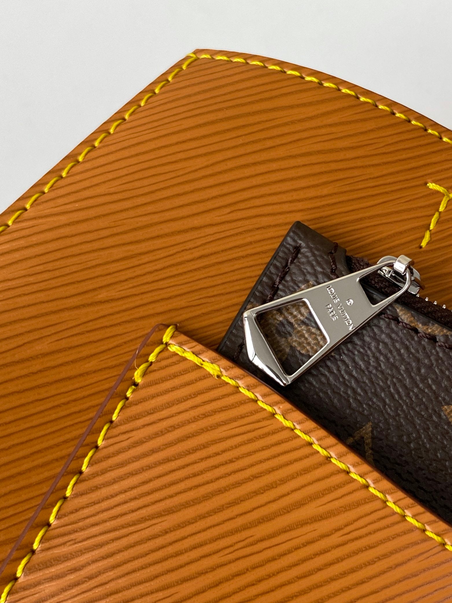 Louis Vuitton Marelle Tote BB Epi Leather Handbag - Honey Gold