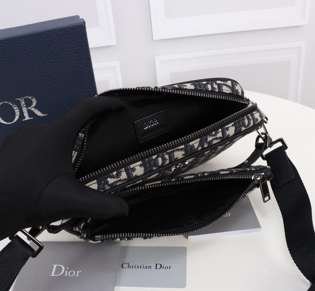 Dior Oblique Jacquard Messenger Bag with Removable Pouch - Black and Beige