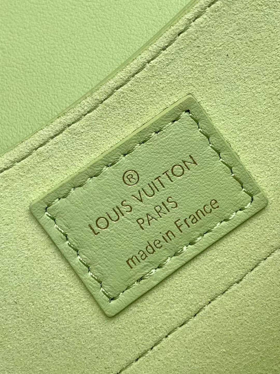 Louis Vuitton Saumur BB Mahina Leather Handbag - Pale Green