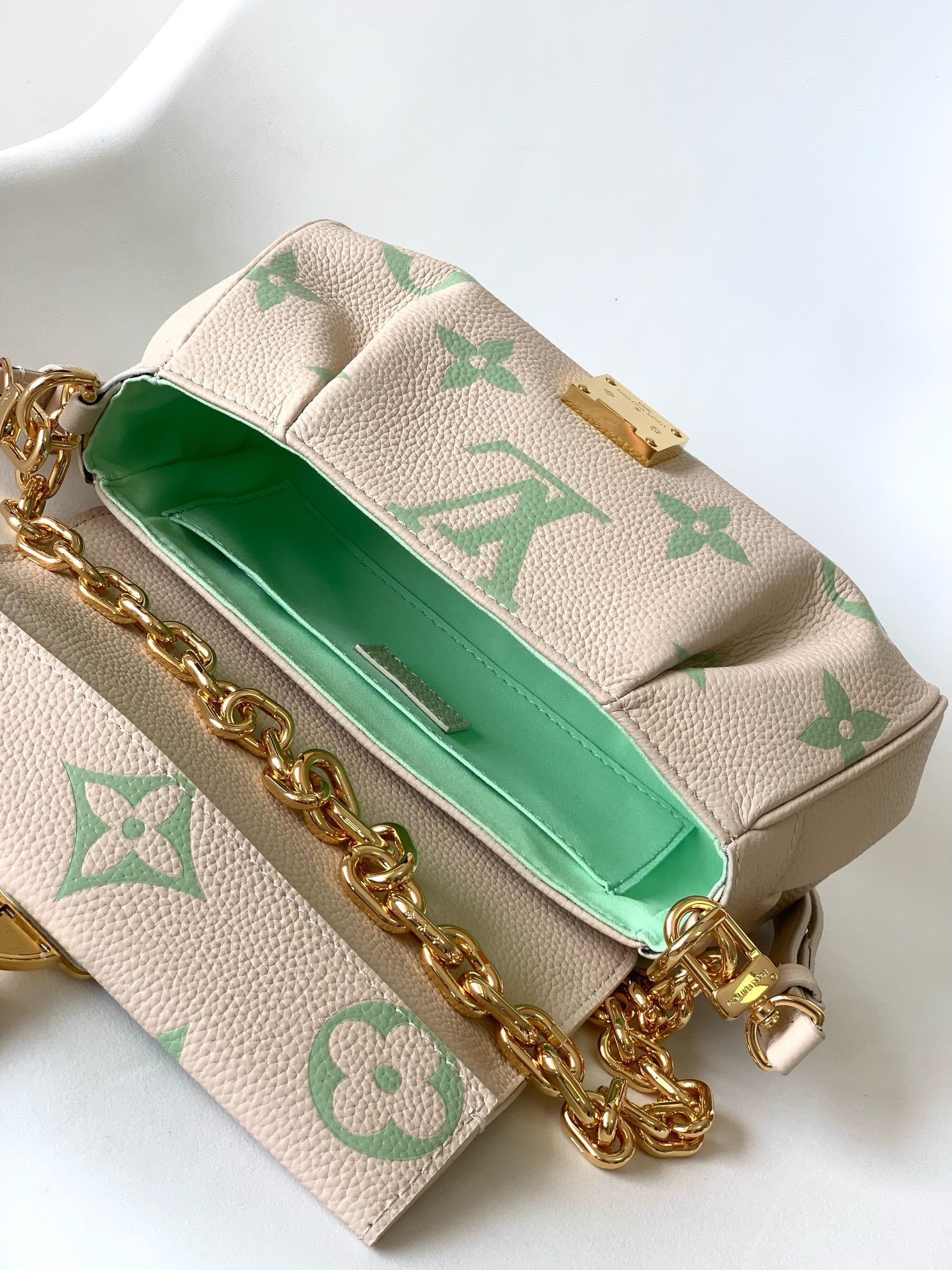 Louis Vuitton Monogram Empreinte Easy Pouch on Strap - Cream & Green