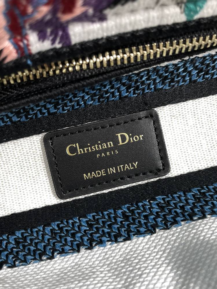Christian Dior Lady D-Lite Bag Embroidered Floral Bird Pattern White Multicolor
