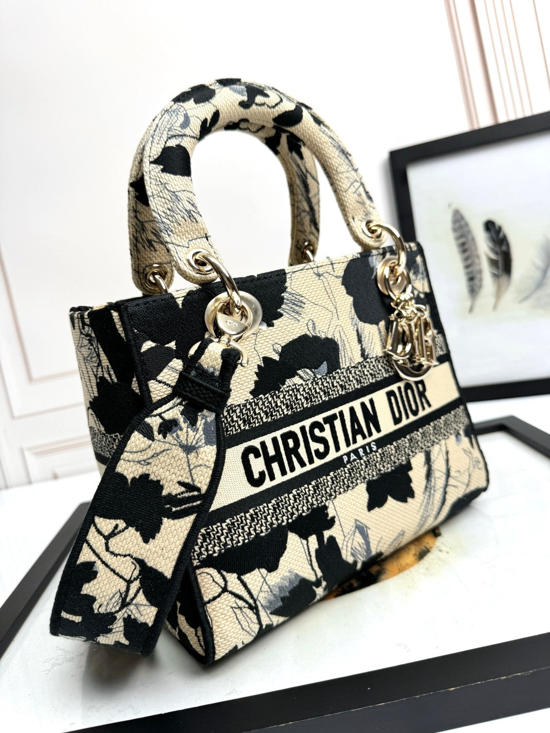 Christian Dior Lady D-Lite Medium Bag Black and White Floral Embroidery