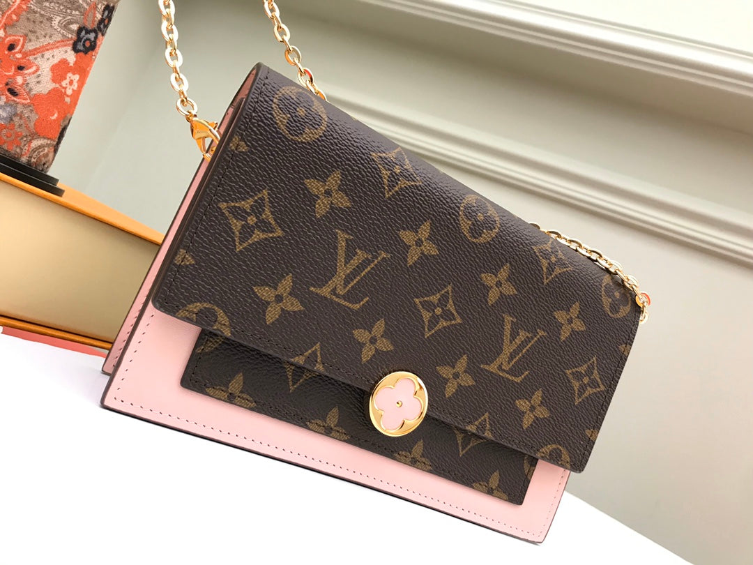 Louis Vuitton Pallas Wallet on Chain Monogram Canvas &amp; Rose Ballerine Pink
