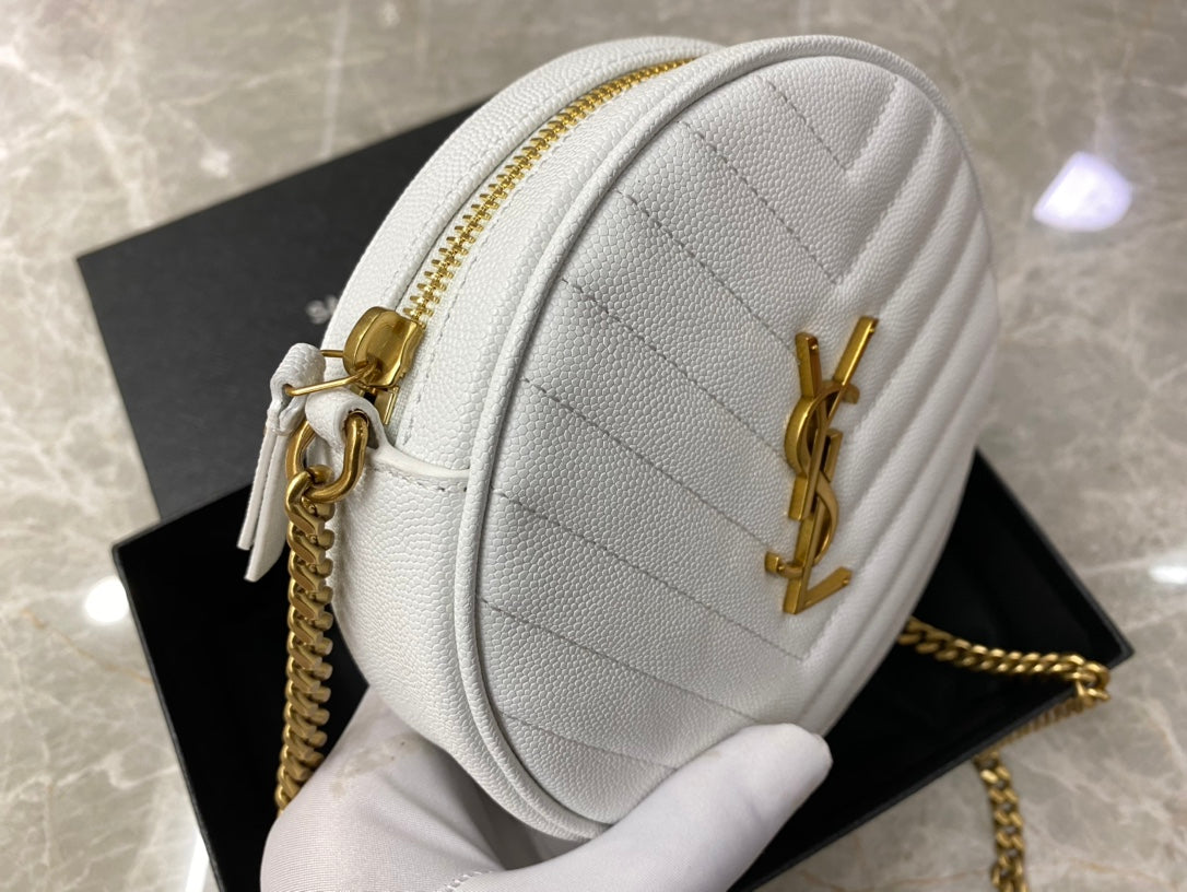 Saint Laurent Vinyle Round Camera Bag in Matelassé Grain de Poudre Embossed Leather White