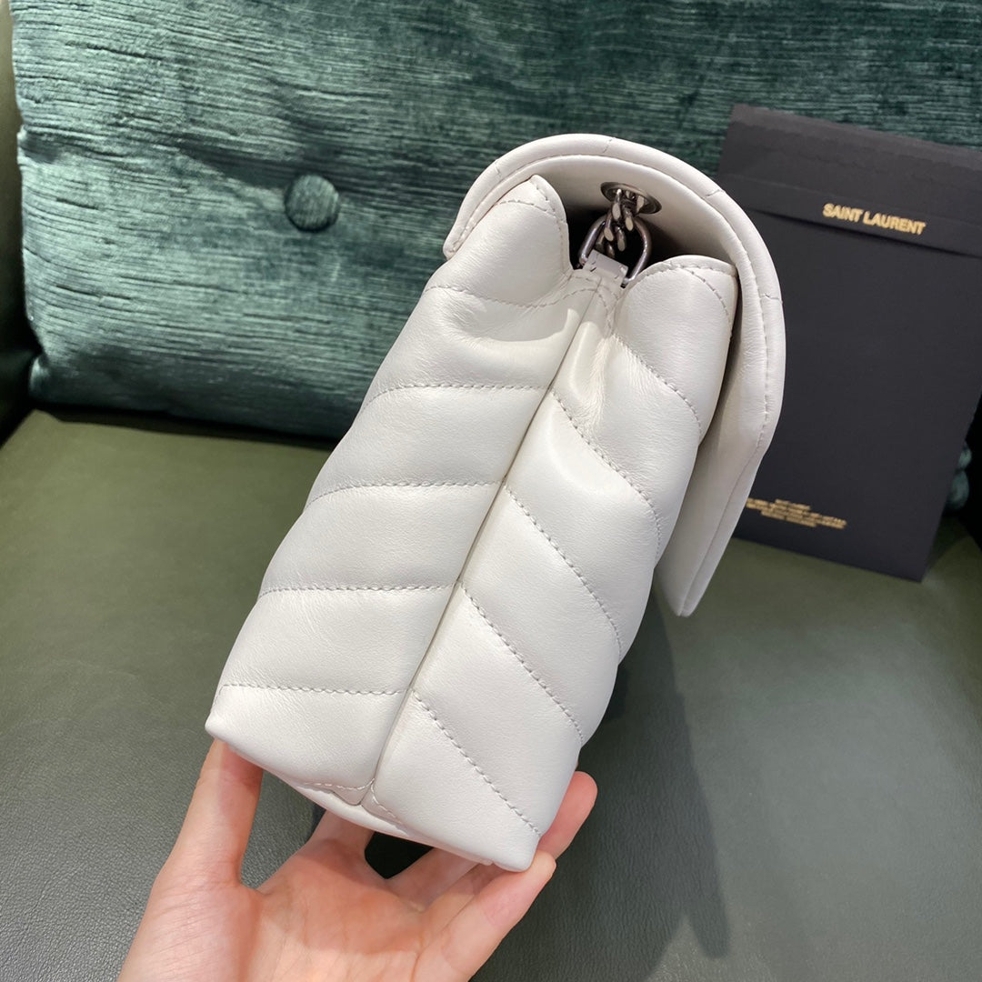 Saint Laurent Loulou Small Shoulder Bag in White Quilted Leather - 23cm