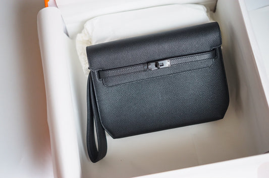 Black Textured Leather Kelly Cut Clutch Bag - Elegant Evening Pouch
