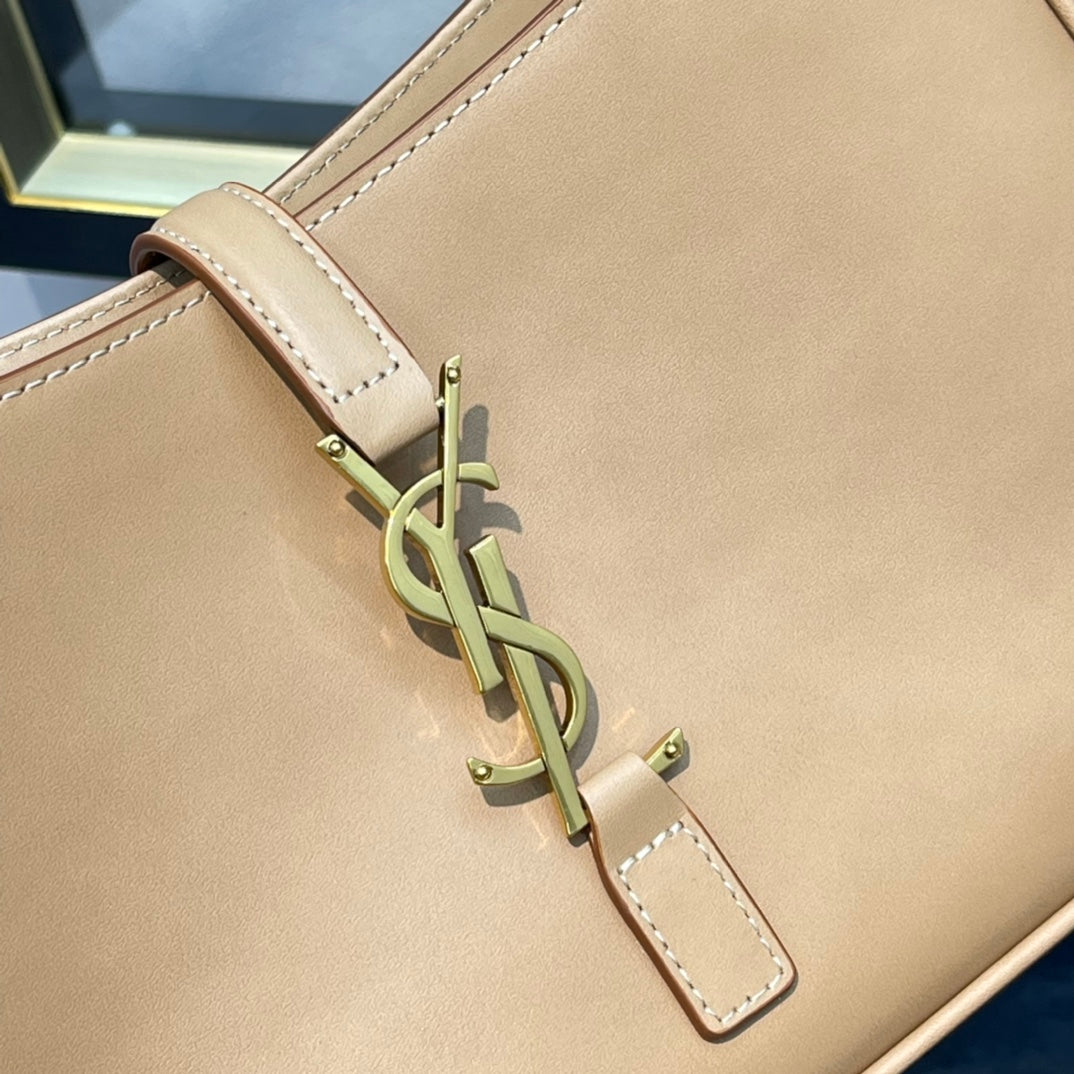 Saint Laurent Le 5 à 7 Small Hobo Bag in Smooth Leather - Tan