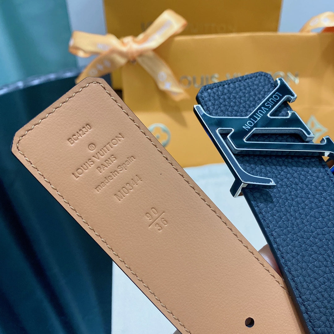 Louis Vuitton LV Initiales 40mm Reversible Belt Black Leather with Silver-Tone Buckle