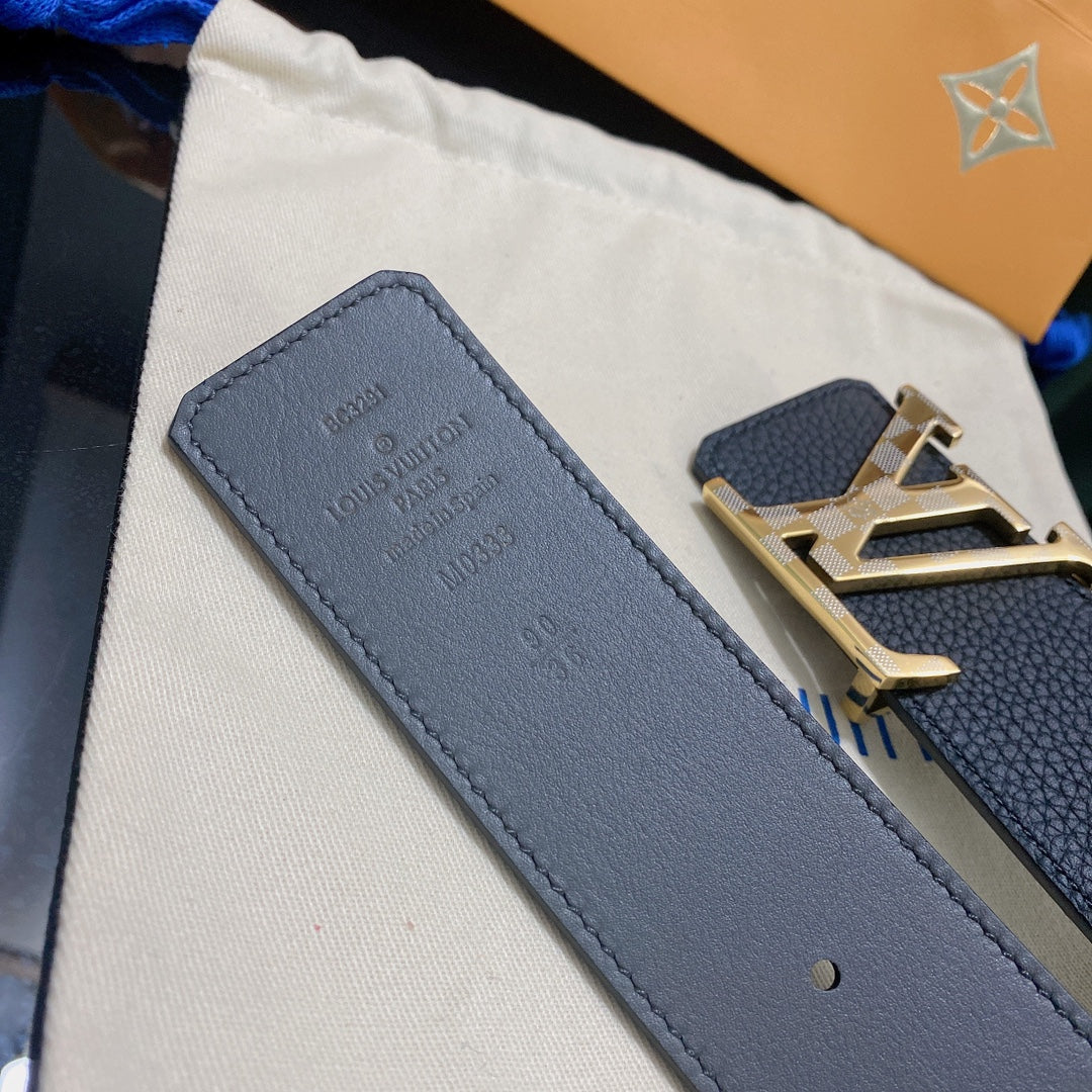 Louis Vuitton LV Initiales 40mm Reversible Belt in Black Leather with Gold Buckle