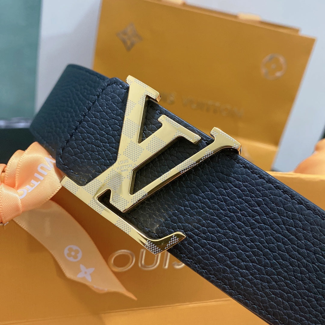 Louis Vuitton LV Initiales 40mm Reversible Belt in Black Leather with Gold Buckle