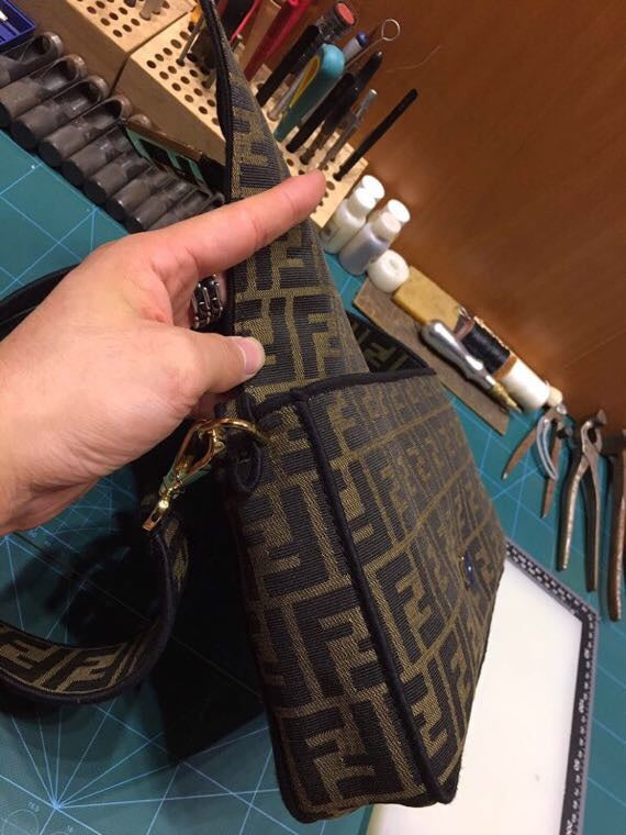 Vintage Fendi Zucca Monogram Canvas Baguette Shoulder Bag - Brown/Black