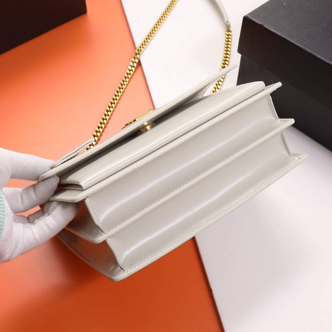 Saint Laurent Sunset Medium Shoulder Bag in Smooth Leather - White