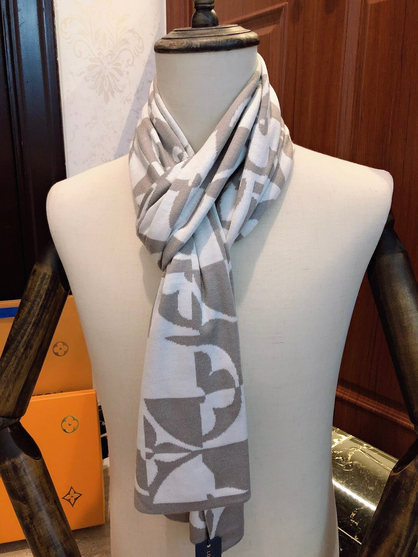 Louis Vuitton Monogram Giant Scarf - Grey and White Luxury Knit Winter Wrap