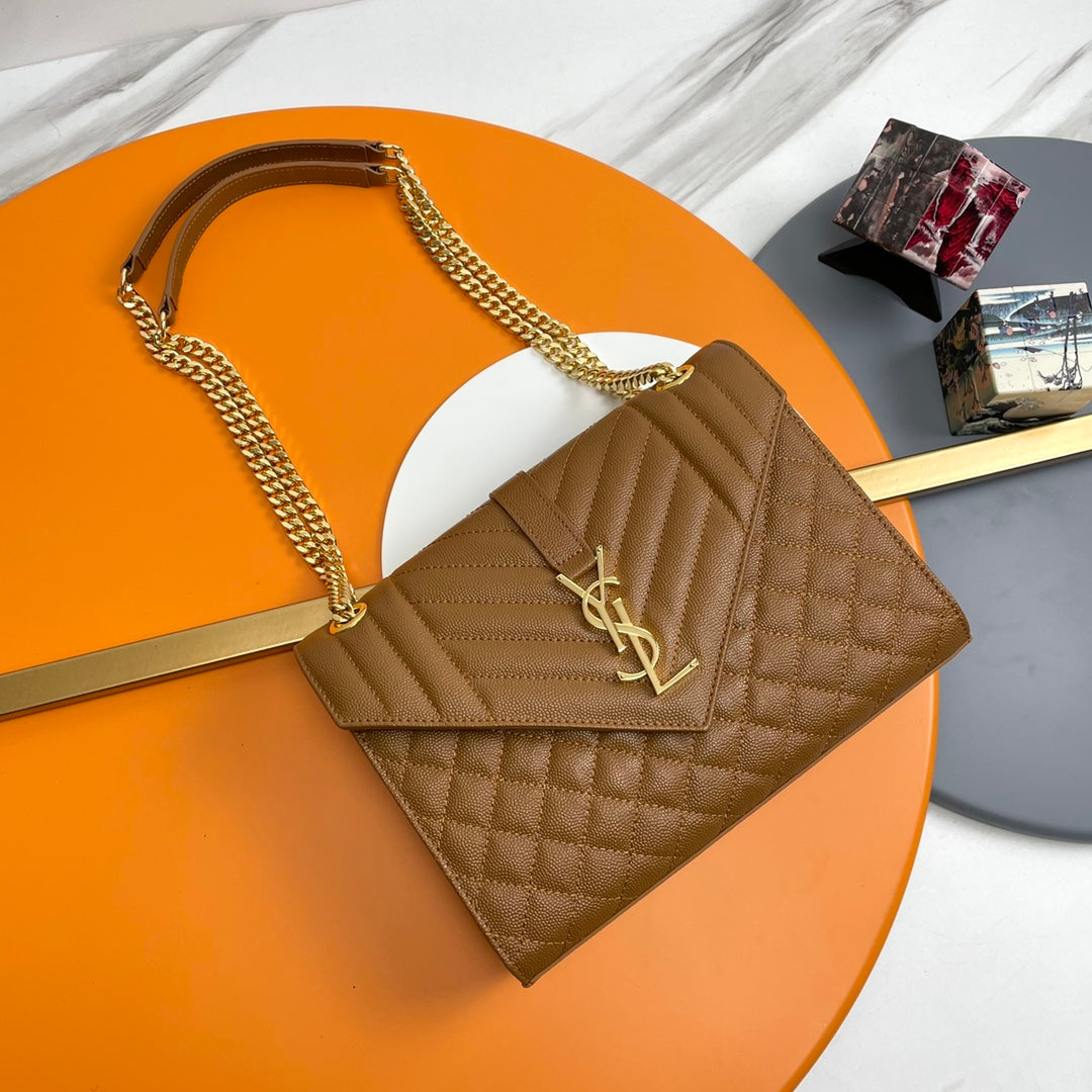 Saint Laurent Envelope Medium Bag in Quilted Grain de Poudre Embossed Leather - Dark Beige
