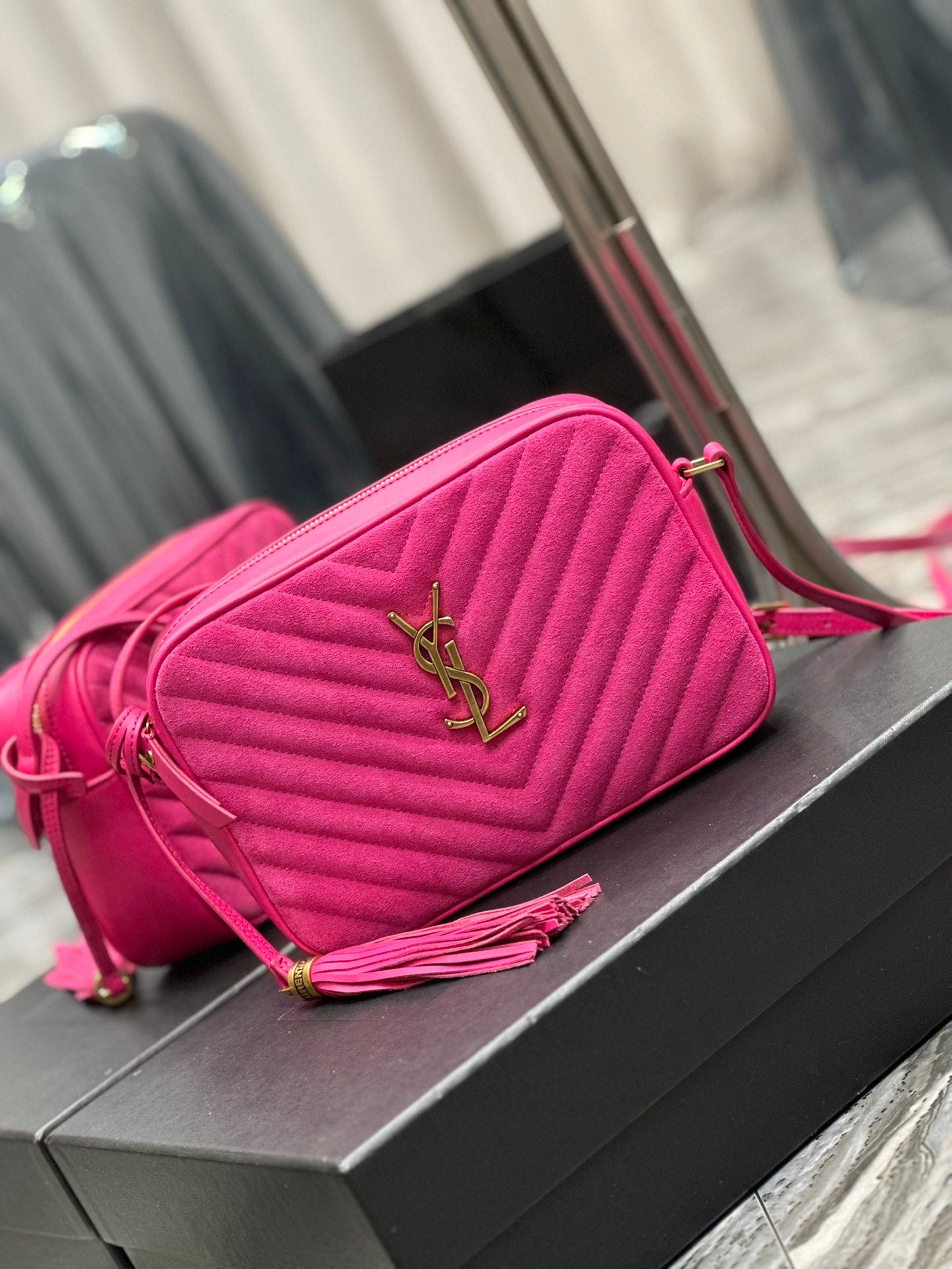 Saint Laurent Lou Camera Bag in Quilted Leather - Fuchsia
