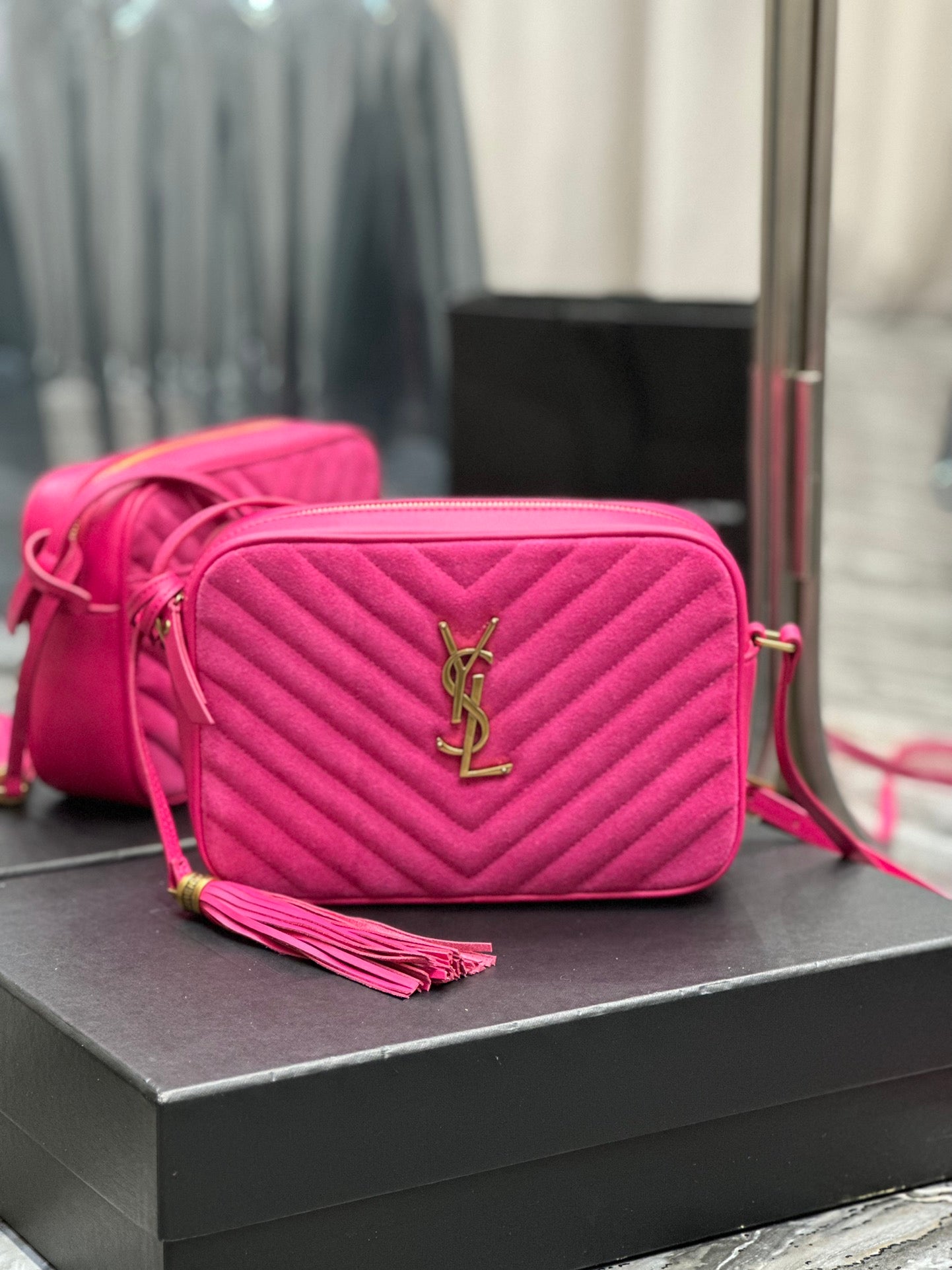 Saint Laurent Lou Camera Bag in Quilted Leather - Fuchsia