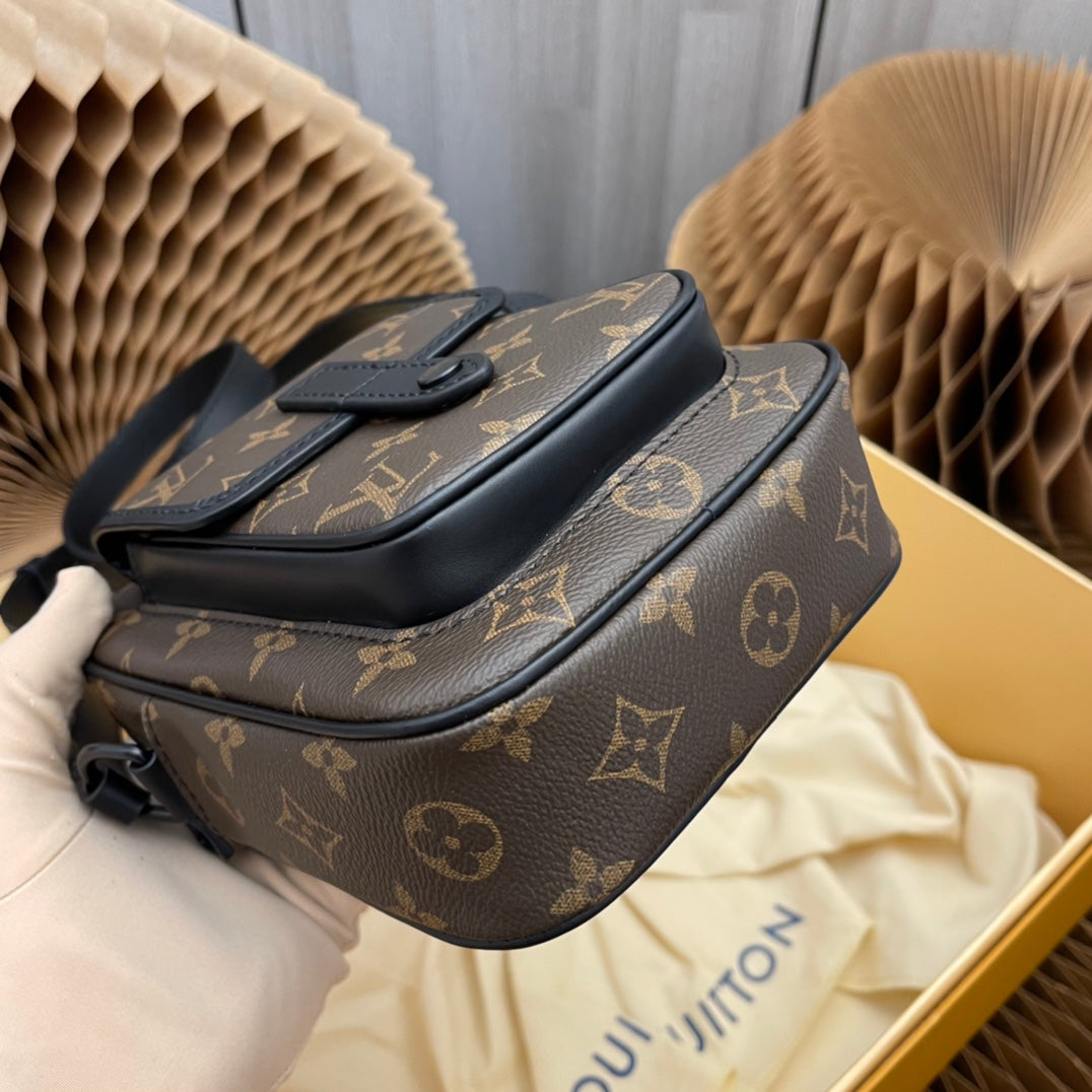 Louis Vuitton Amazon Messenger Bag Monogram Macassar Canvas - Brown/Black