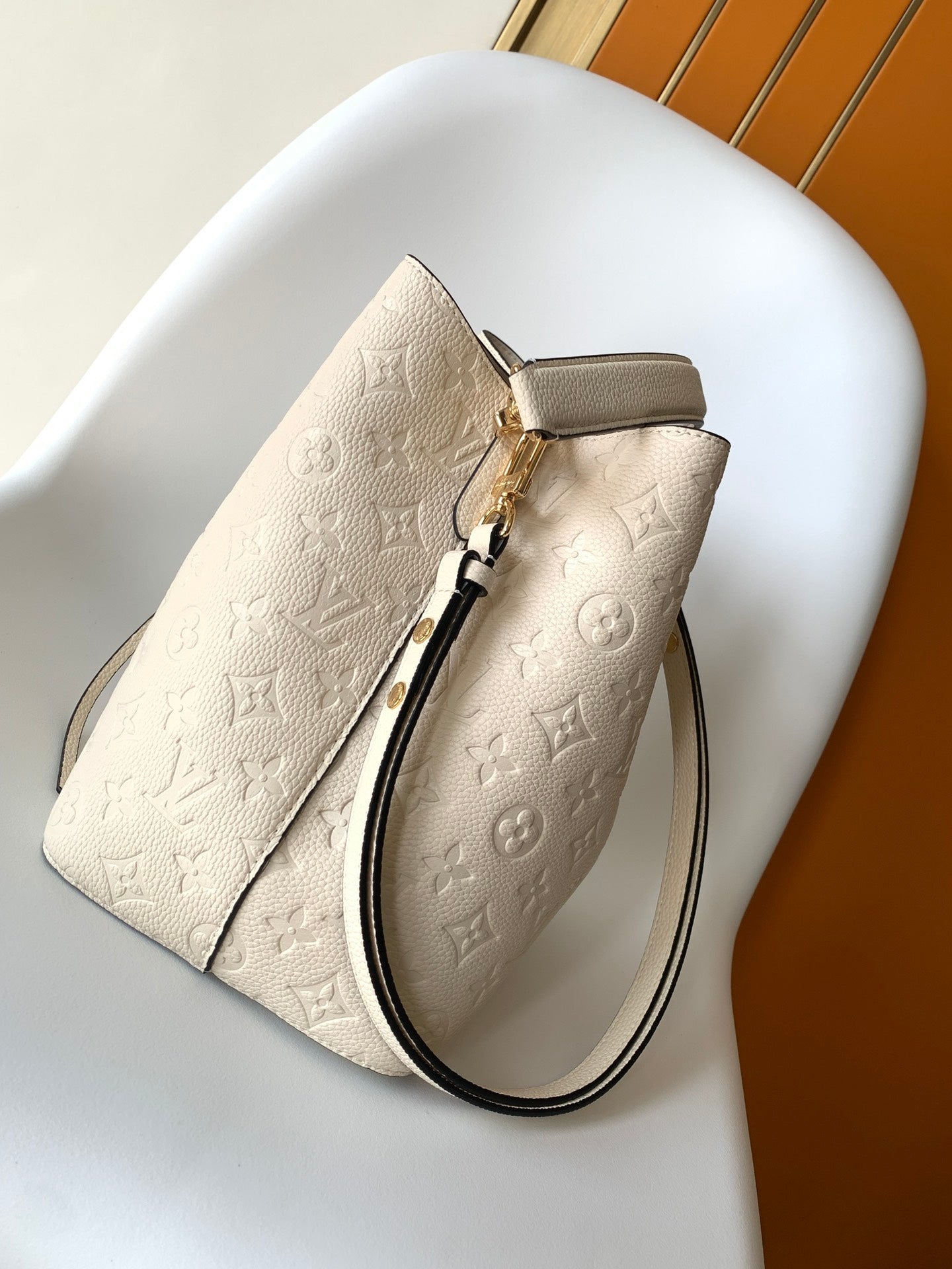 Louis Vuitton NéoNoé MM Monogram Empreinte Leather Bucket Bag - Cream