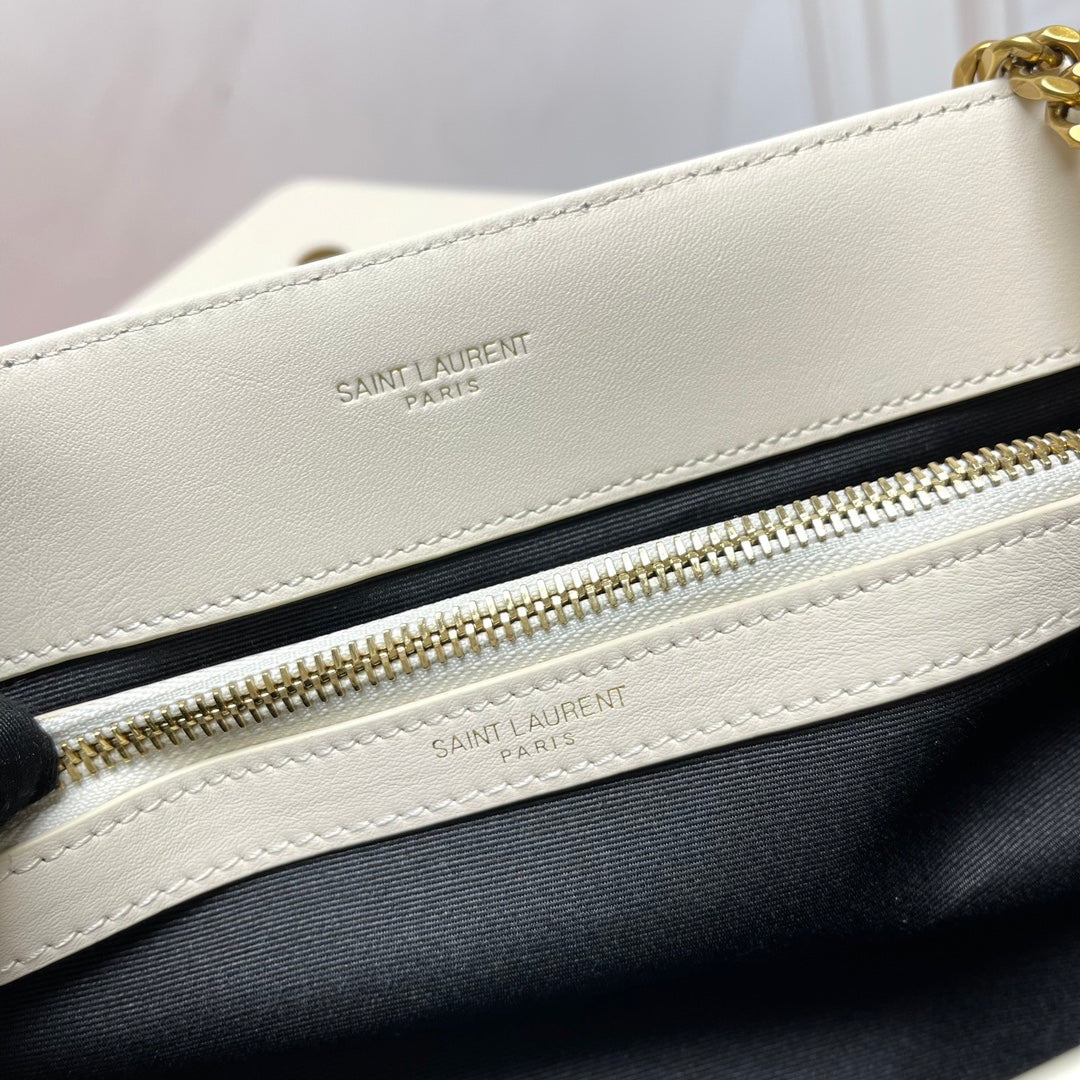 Saint Laurent Loulou Medium Chain Bag in Matelassé Leather - Cream