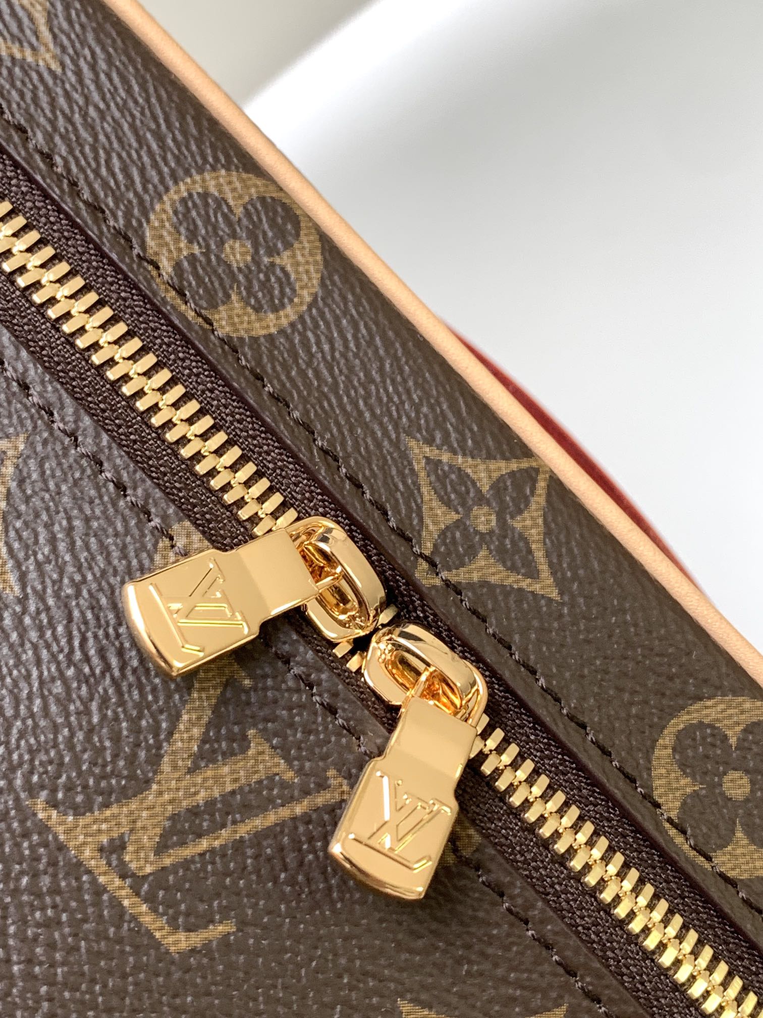 Louis Vuitton Nice BB Monogram Canvas Toiletry Case