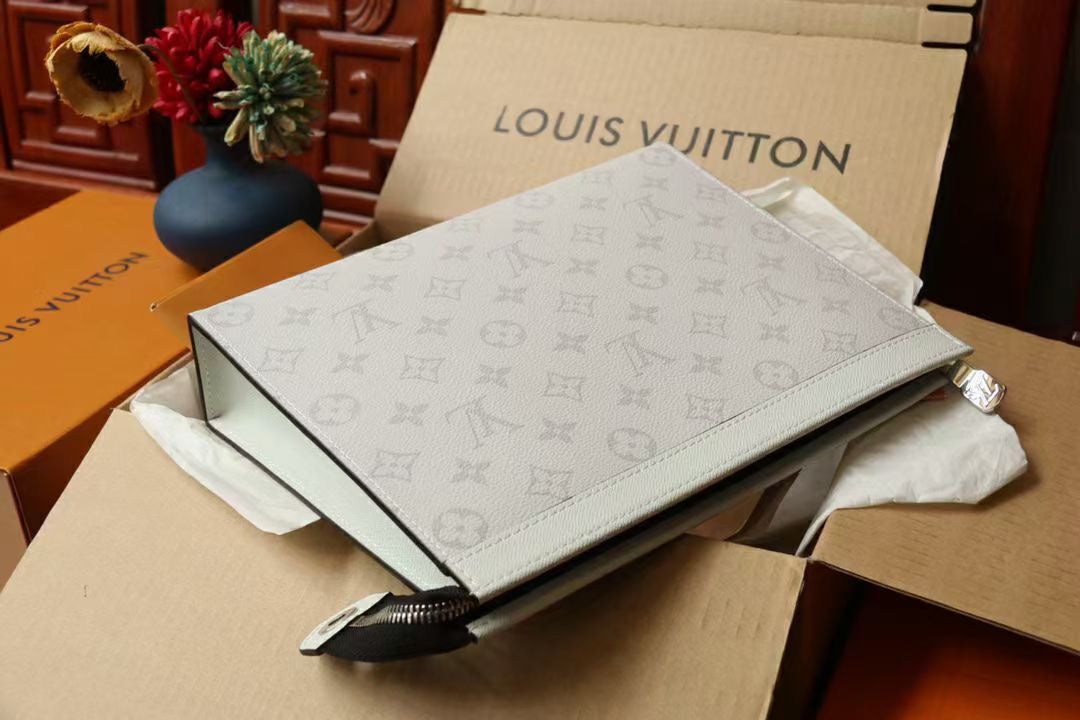 Louis Vuitton Monogram Pouch MM - White Canvas Clutch Bag with Original Packaging