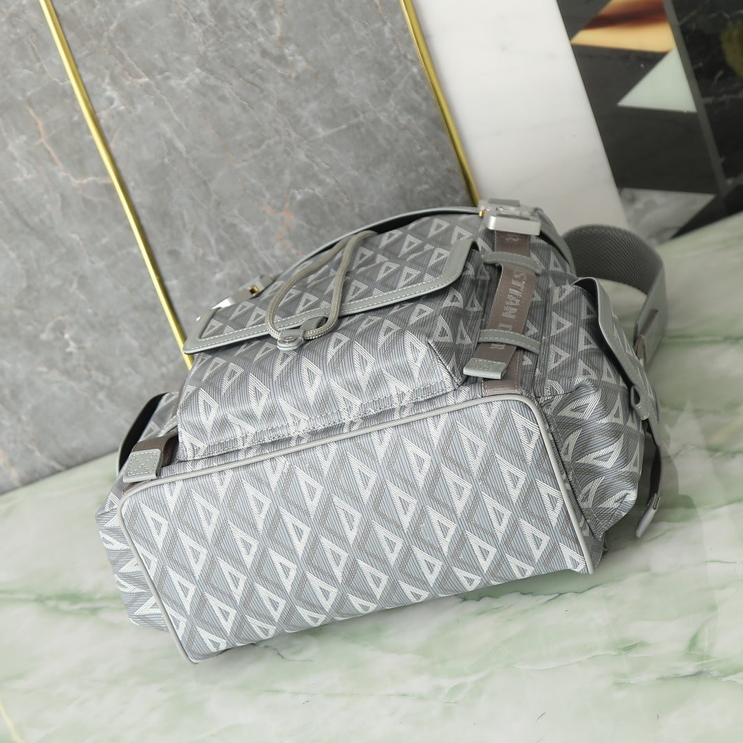 Men's Grey Geometric Diamond Canvas Backpack with Adjustable Buckle Straps