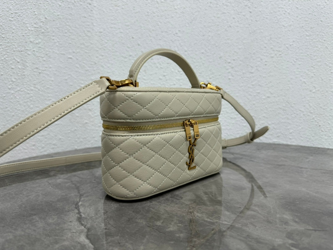 Saint Laurent 80's Vanity Bag in Quilted Lambskin - Cream