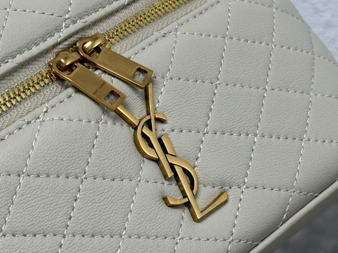 Saint Laurent 80's Vanity Bag in Quilted Lambskin - Cream