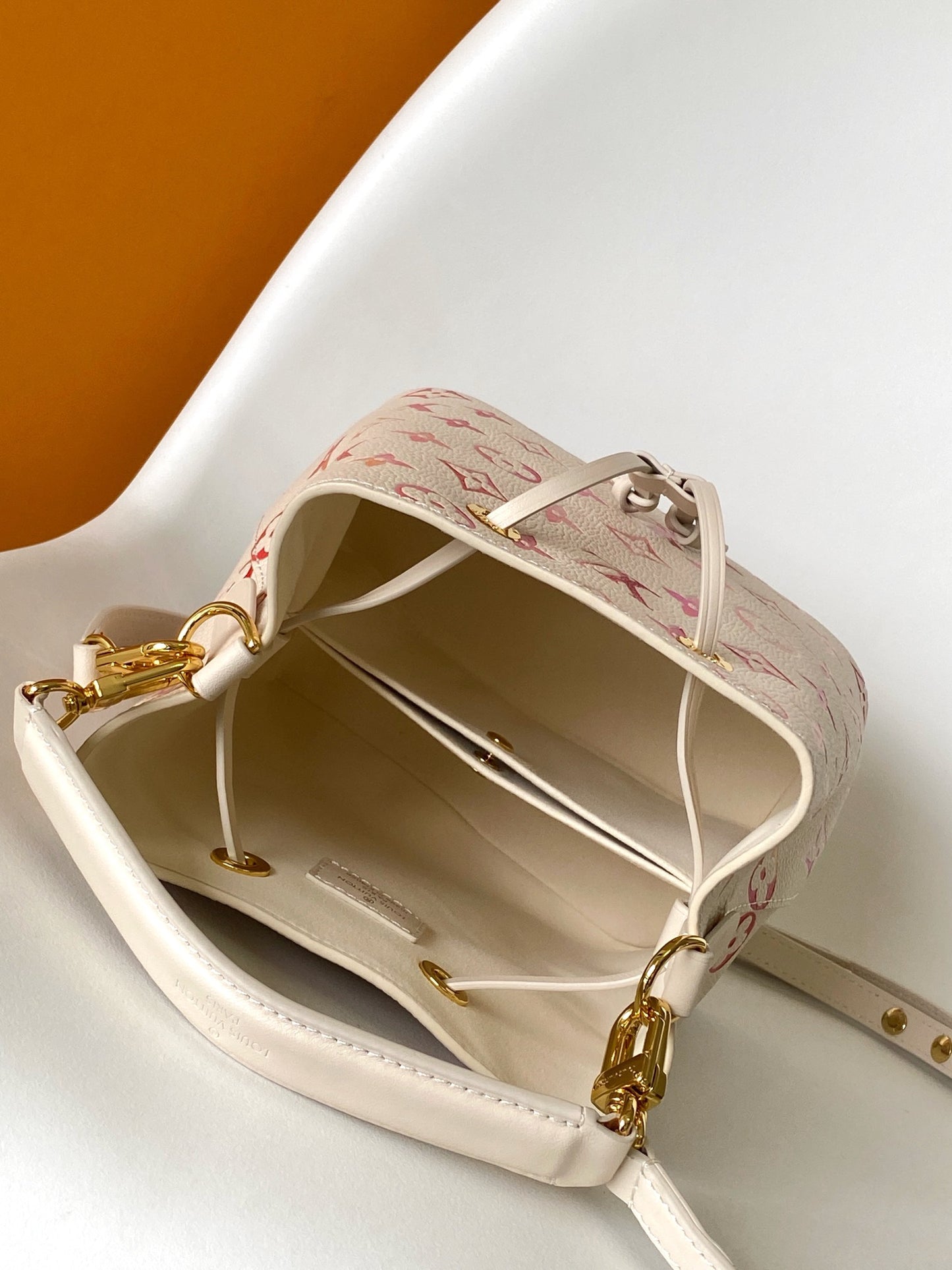 Louis Vuitton Monogram Gradient NéoNoé BB Bucket Bag - Cream/Multicolor