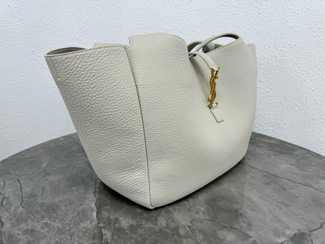 Saint Laurent Le 5 à 7 Small Soft Hobo Bag in Grey Leather