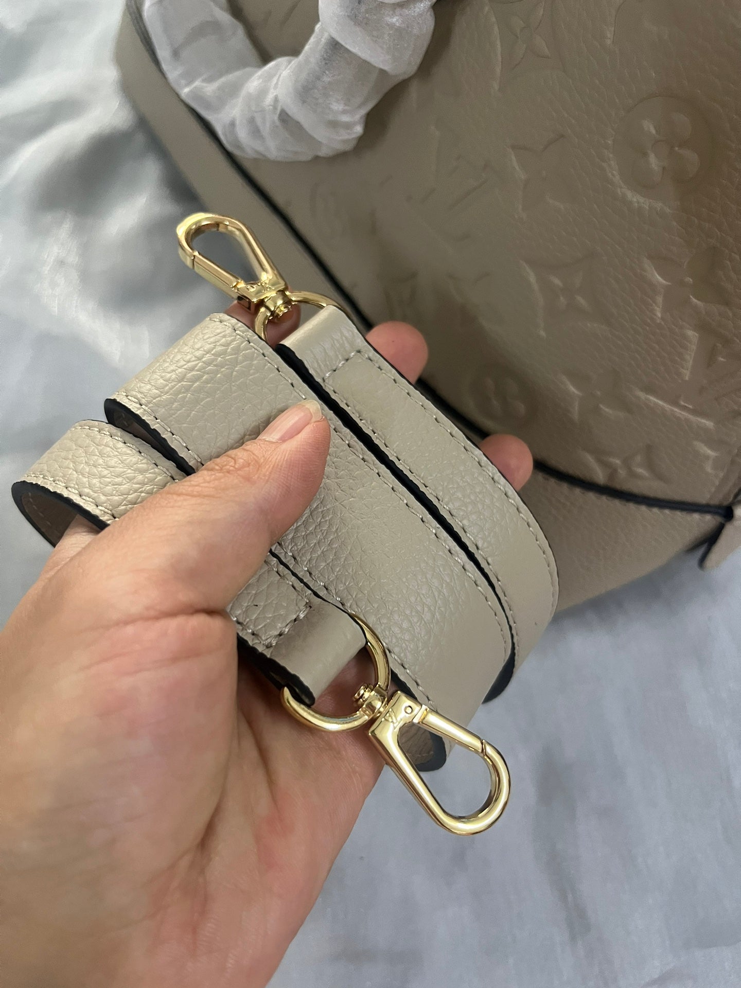 Louis Vuitton Neo Alma PM Monogram Empreinte Leather Turtledove Handbag