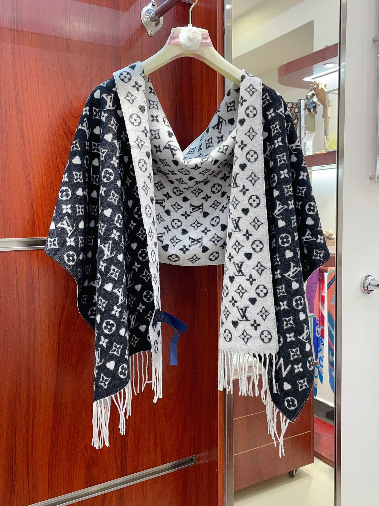 Louis Vuitton Monogram Scarf with Heart Pattern, Black and Grey Women's Shawl with Fringe