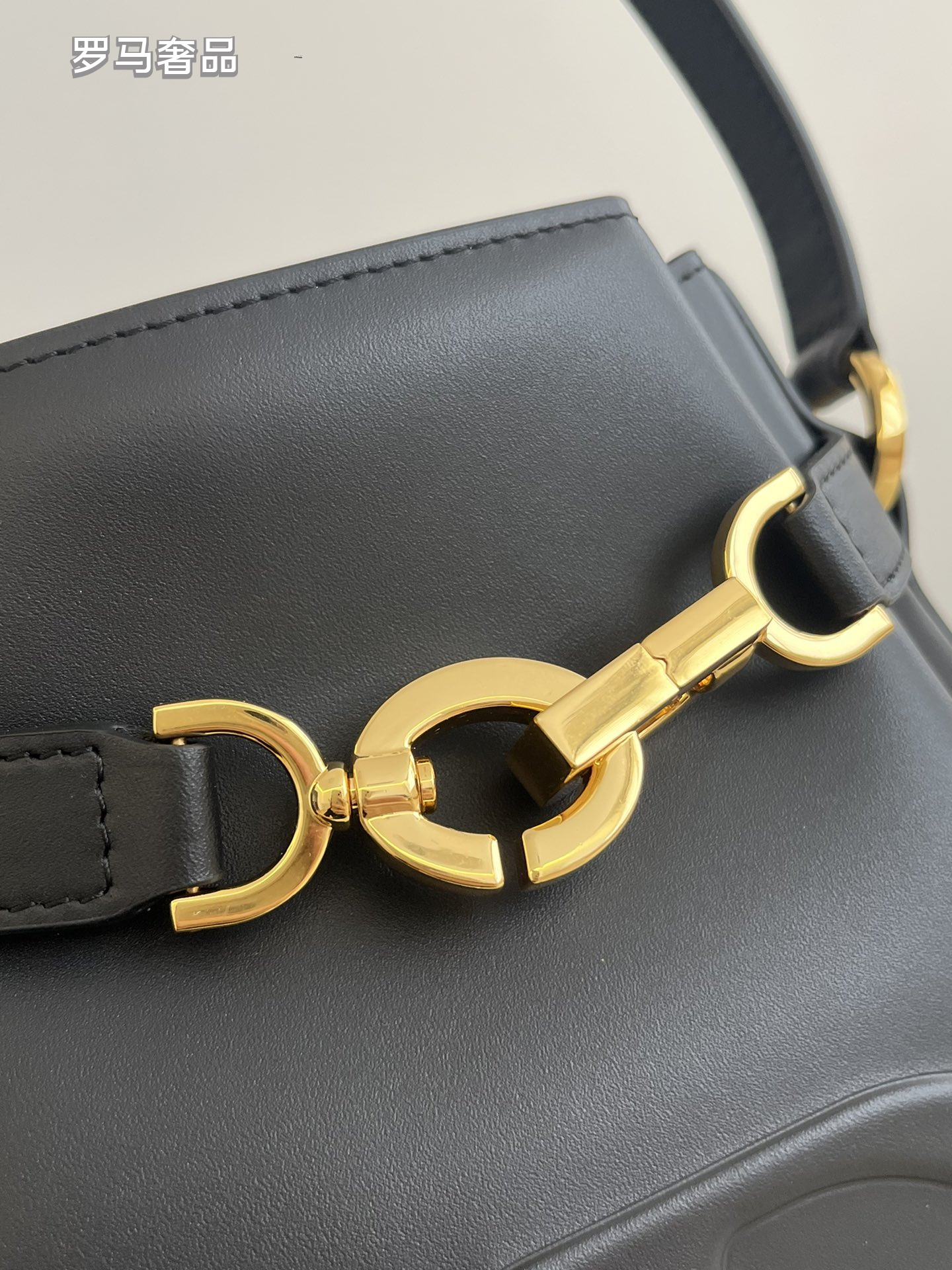 Christian Dior C'est Dior Bucket Bag - White Calfskin with Gold-Tone Hardware