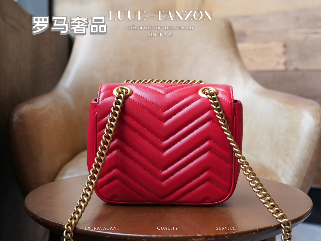 Gucci GG Marmont Small Matelassé Shoulder Bag in Red Leather
